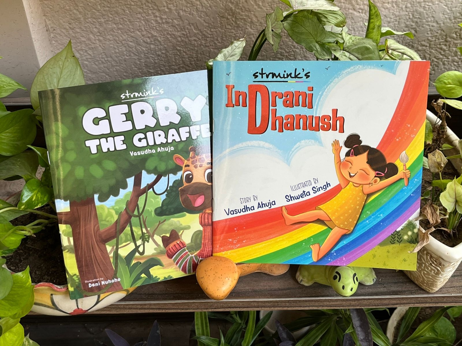 Indrani &amp; Gerry Combo (Books by Vasudha Ahuja)